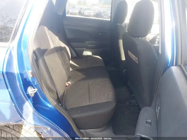 JA4AR3AU5GZ060692 2016 MITSUBISHI OUTLANDER - Image 8