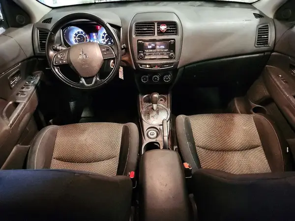 JA4AR3AU5GZ064807 2016 MITSUBISHI OUTLANDER - Image 8