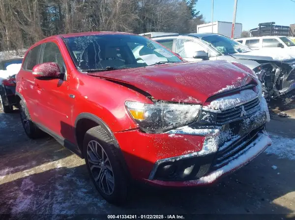 JA4AR3AU5HZ003121 2017 MITSUBISHI OUTLANDER - Image 1