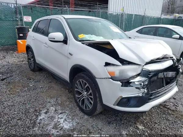 JA4AR3AU5HZ007363 2017 MITSUBISHI OUTLANDER - Image 1