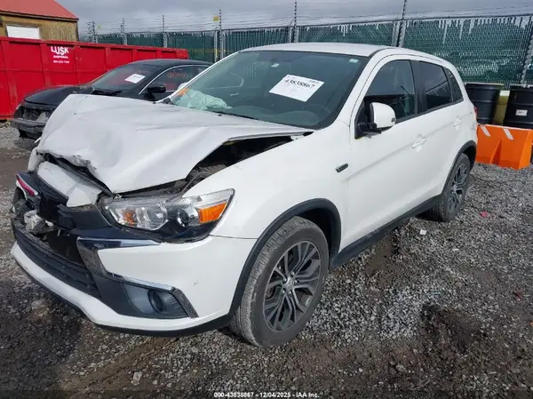JA4AR3AU5HZ007363 2017 MITSUBISHI OUTLANDER - Image 2