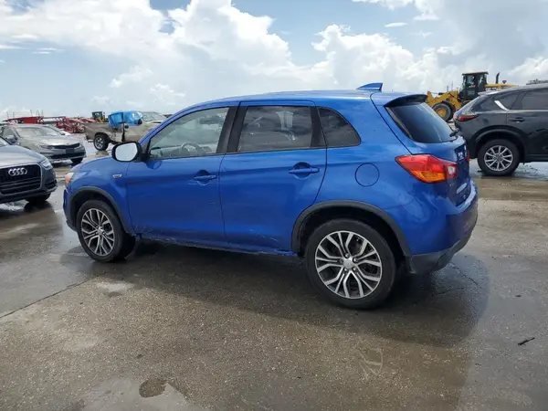 JA4AR3AU5HZ025572 2017 MITSUBISHI OUTLANDER - Image 2