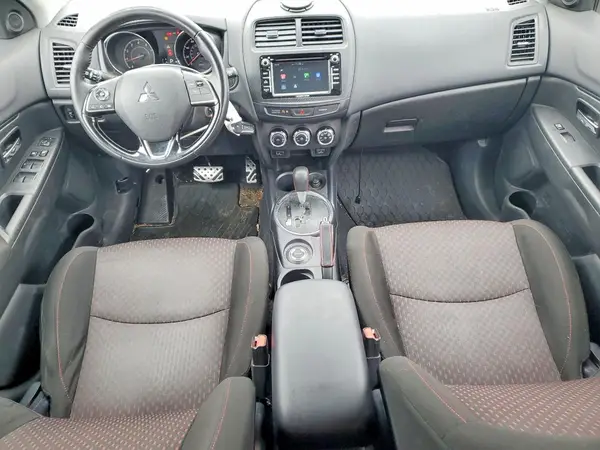 JA4AR3AU5HZ060919 2017 MITSUBISHI OUTLANDER - Image 8