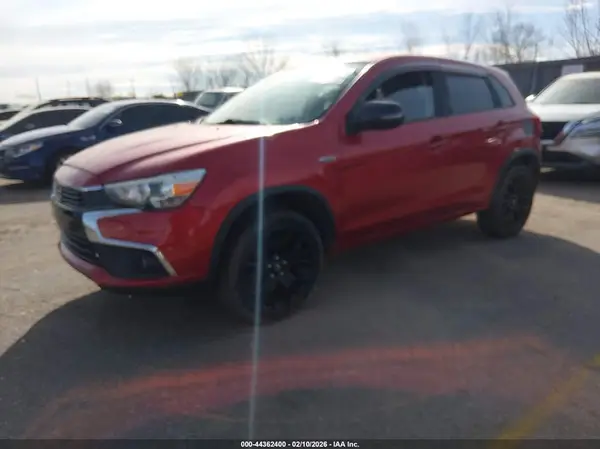 JA4AR3AU5HZ066963 2017 MITSUBISHI OUTLANDER - Image 2