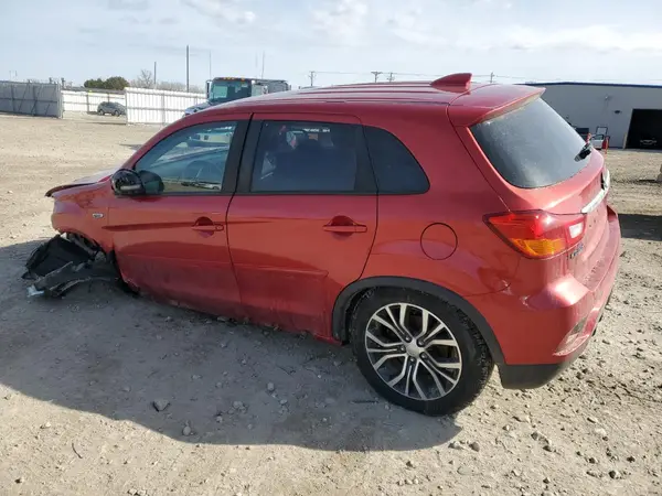 JA4AR3AU5JU003445 2018 MITSUBISHI OUTLANDER - Image 2