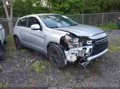 JA4AR3AU5JU004871 2018 MITSUBISHI OUTLANDER