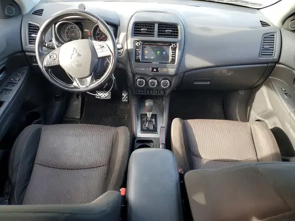 JA4AR3AU5JU008709 2018 MITSUBISHI OUTLANDER - Image 8