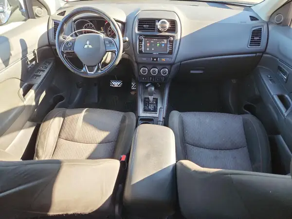JA4AR3AU5JU008824 2018 MITSUBISHI OUTLANDER - Image 8