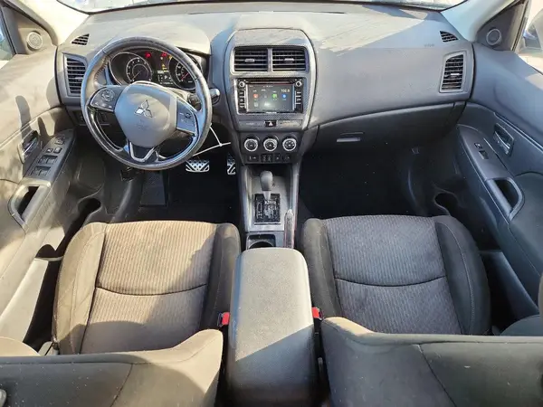 JA4AR3AU5JU009455 2018 MITSUBISHI OUTLANDER - Image 8
