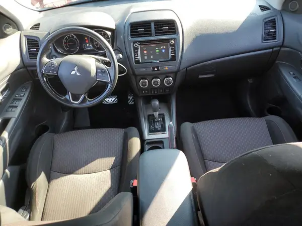 JA4AR3AU5JU011254 2018 MITSUBISHI OUTLANDER - Image 8
