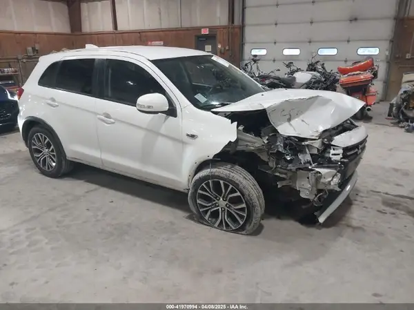 JA4AR3AU5JU016311 2018 MITSUBISHI OUTLANDER - Image 1
