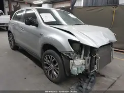 JA4AR3AU5JU025204 2018 MITSUBISHI OUTLANDER