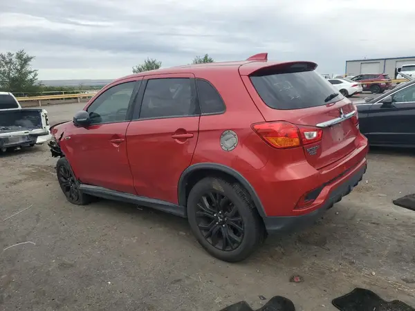JA4AR3AU5JZ023021 2018 MITSUBISHI OUTLANDER - Image 2