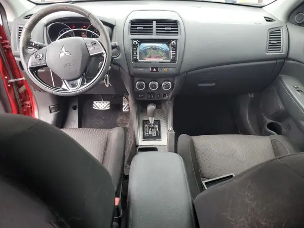 JA4AR3AU5JZ023021 2018 MITSUBISHI OUTLANDER - Image 8