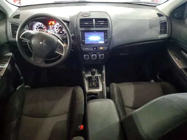 JA4AR3AU5JZ034035 2018 MITSUBISHI OUTLANDER - Image 8