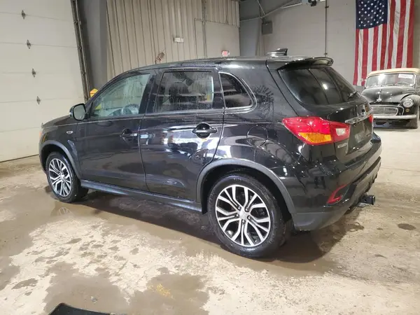 JA4AR3AU5KU001423 2019 MITSUBISHI OUTLANDER - Image 2