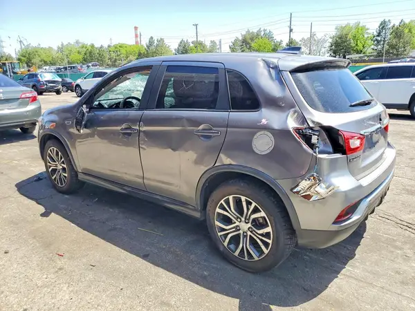 JA4AR3AU5KU005424 2019 MITSUBISHI OUTLANDER - Image 2