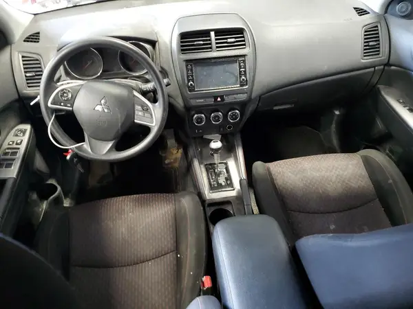 JA4AR3AU5KU016603 2019 MITSUBISHI OUTLANDER - Image 8