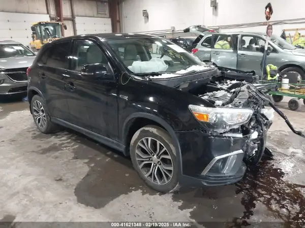 JA4AR3AU5KU016682 2019 MITSUBISHI OUTLANDER - Image 1