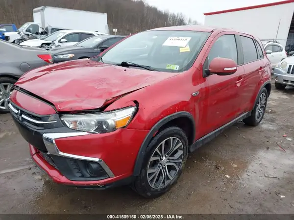 JA4AR3AU5KU030436 2019 MITSUBISHI OUTLANDER - Image 2