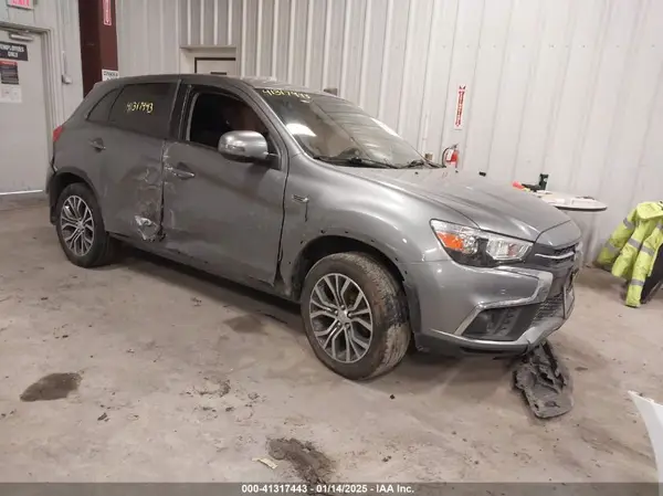 JA4AR3AU5KU030548 2019 MITSUBISHI OUTLANDER - Image 1