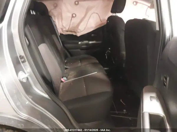 JA4AR3AU5KU030548 2019 MITSUBISHI OUTLANDER - Image 8