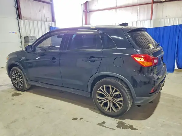 JA4AR3AU5KU030887 2019 MITSUBISHI OUTLANDER - Image 2