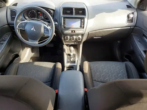 JA4AR3AU5LU011676 2020 MITSUBISHI OUTLANDER - Image 8