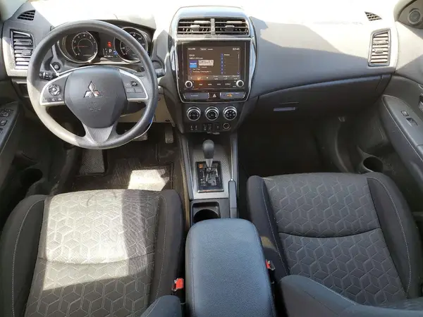 JA4AR3AU5LU013153 2020 MITSUBISHI OUTLANDER - Image 8