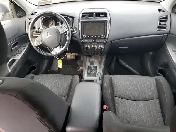 JA4AR3AU5LU016568 2020 MITSUBISHI OUTLANDER - Image 8