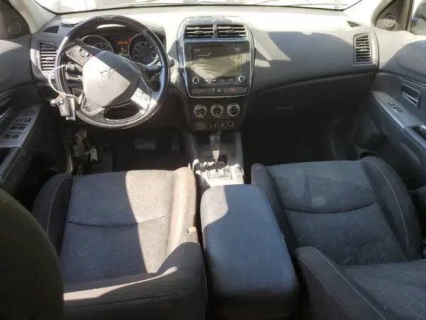 JA4AR3AU5LU021270 2020 MITSUBISHI OUTLANDER - Image 8