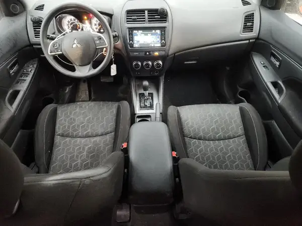 JA4AR3AU5LU023312 2020 MITSUBISHI OUTLANDER - Image 8