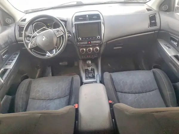 JA4AR3AU5LU025836 2020 MITSUBISHI OUTLANDER - Image 8