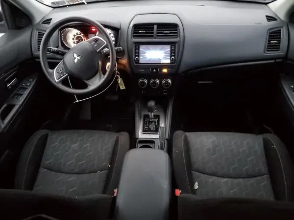 JA4AR3AU5LU027358 2020 MITSUBISHI OUTLANDER - Image 8