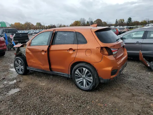 JA4AR3AU5LU027599 2020 MITSUBISHI OUTLANDER - Image 2