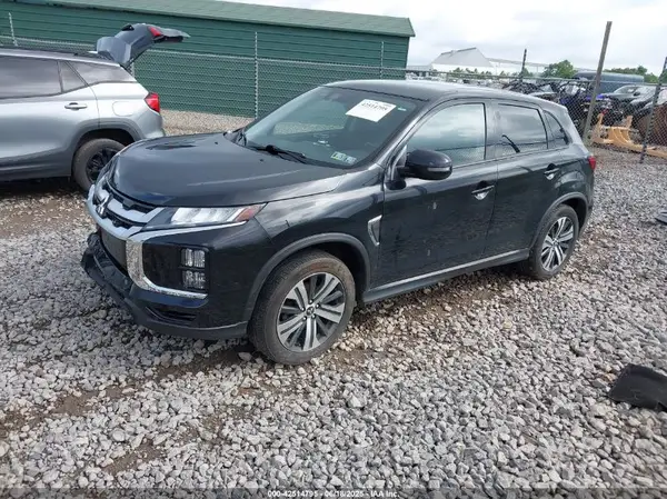 JA4AR3AU5LU029367 2020 MITSUBISHI OUTLANDER - Image 2