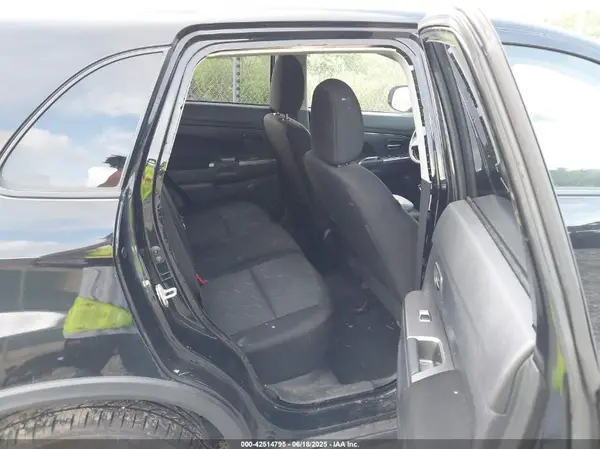 JA4AR3AU5LU029367 2020 MITSUBISHI OUTLANDER - Image 8
