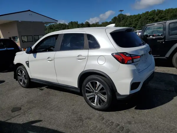 JA4AR3AU5LU030566 2020 MITSUBISHI OUTLANDER - Image 2