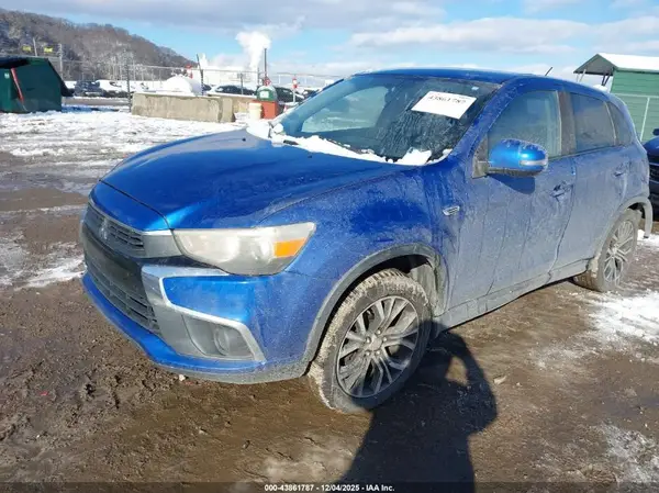 JA4AR3AU6GZ043545 2016 MITSUBISHI OUTLANDER - Image 2