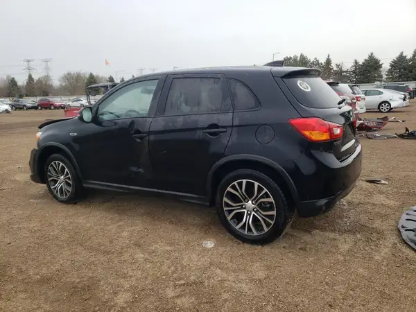 JA4AR3AU6HZ003466 2017 MITSUBISHI OUTLANDER - Image 2