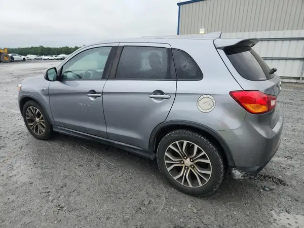 JA4AR3AU6HZ009381 2017 MITSUBISHI OUTLANDER - Image 2