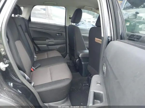JA4AR3AU6HZ010045 2017 MITSUBISHI OUTLANDER - Image 8
