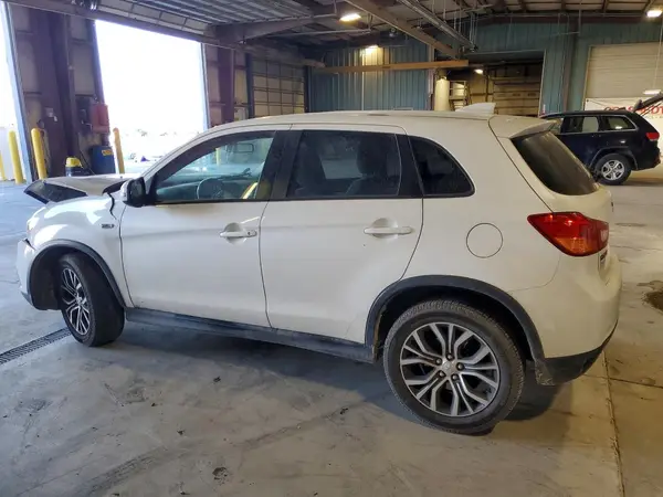 JA4AR3AU6HZ020171 2017 MITSUBISHI OUTLANDER - Image 2