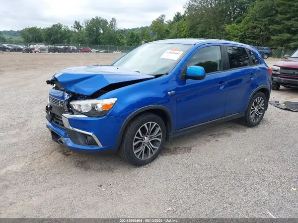 JA4AR3AU6HZ022096 2017 MITSUBISHI OUTLANDER - Image 2