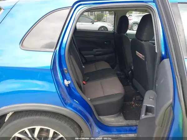 JA4AR3AU6HZ022096 2017 MITSUBISHI OUTLANDER - Image 8