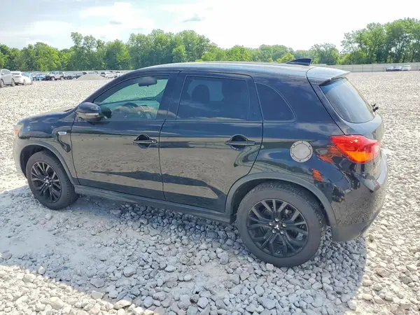 JA4AR3AU6HZ037570 2017 MITSUBISHI OUTLANDER - Image 2