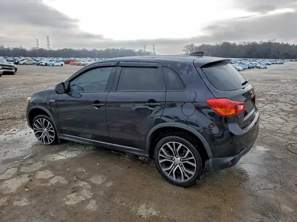 JA4AR3AU6HZ055454 2017 MITSUBISHI OUTLANDER - Image 2