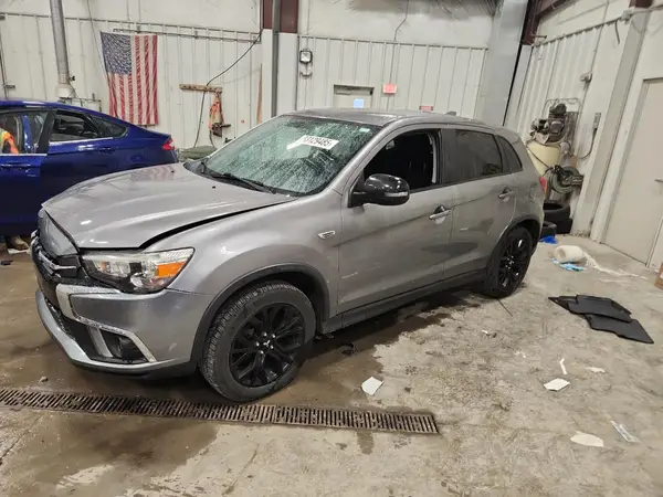 JA4AR3AU6JU005298 2018 MITSUBISHI OUTLANDER - Image 1