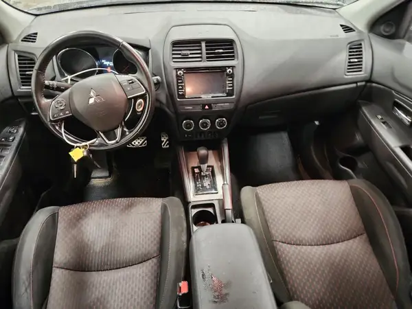 JA4AR3AU6JU005298 2018 MITSUBISHI OUTLANDER - Image 8