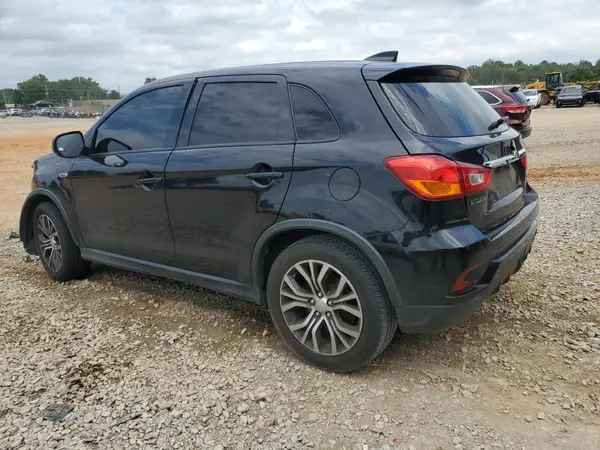 JA4AR3AU6JZ005109 2018 MITSUBISHI OUTLANDER - Image 2